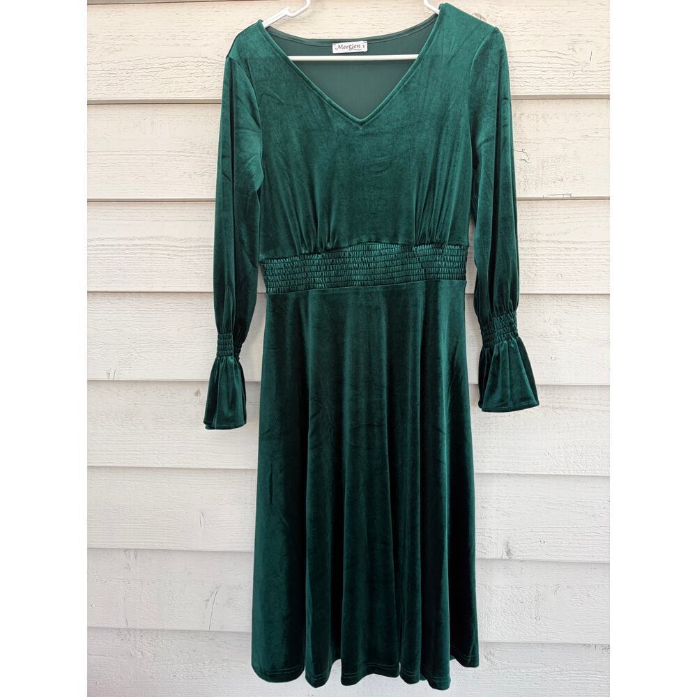 Emerald Green Velvet Dress • V-Neck• Smocked Waist • Bell Sleeve • Romantic Boho - Picture 2 of 10